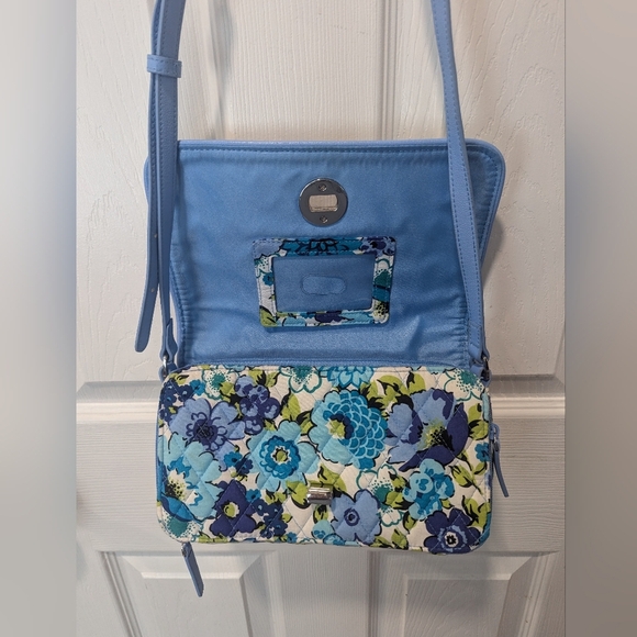 NWOT Vera Bradley Turn lock Crossbody - Picture 9 of 16